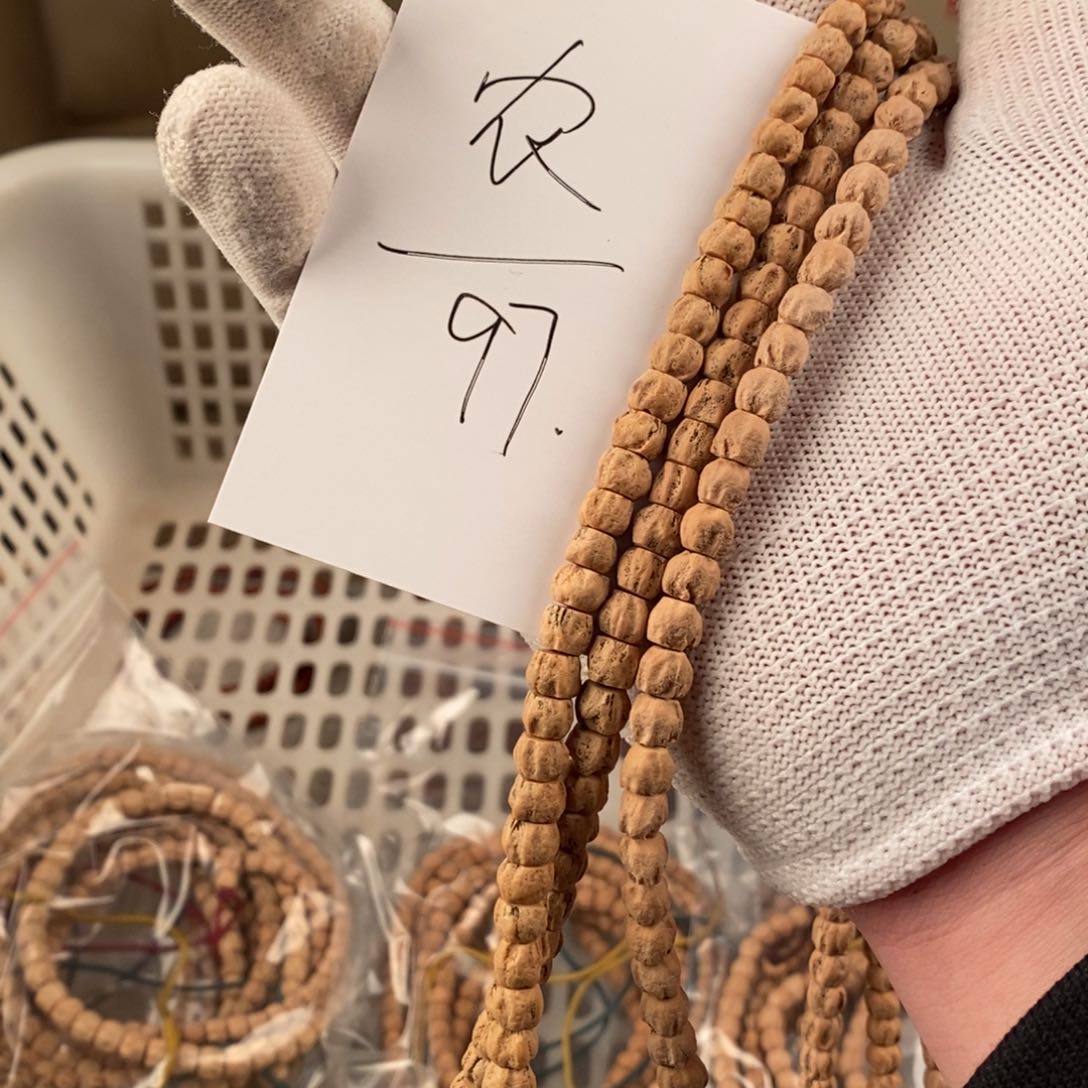 柏香籽/百香籽手串@**伯