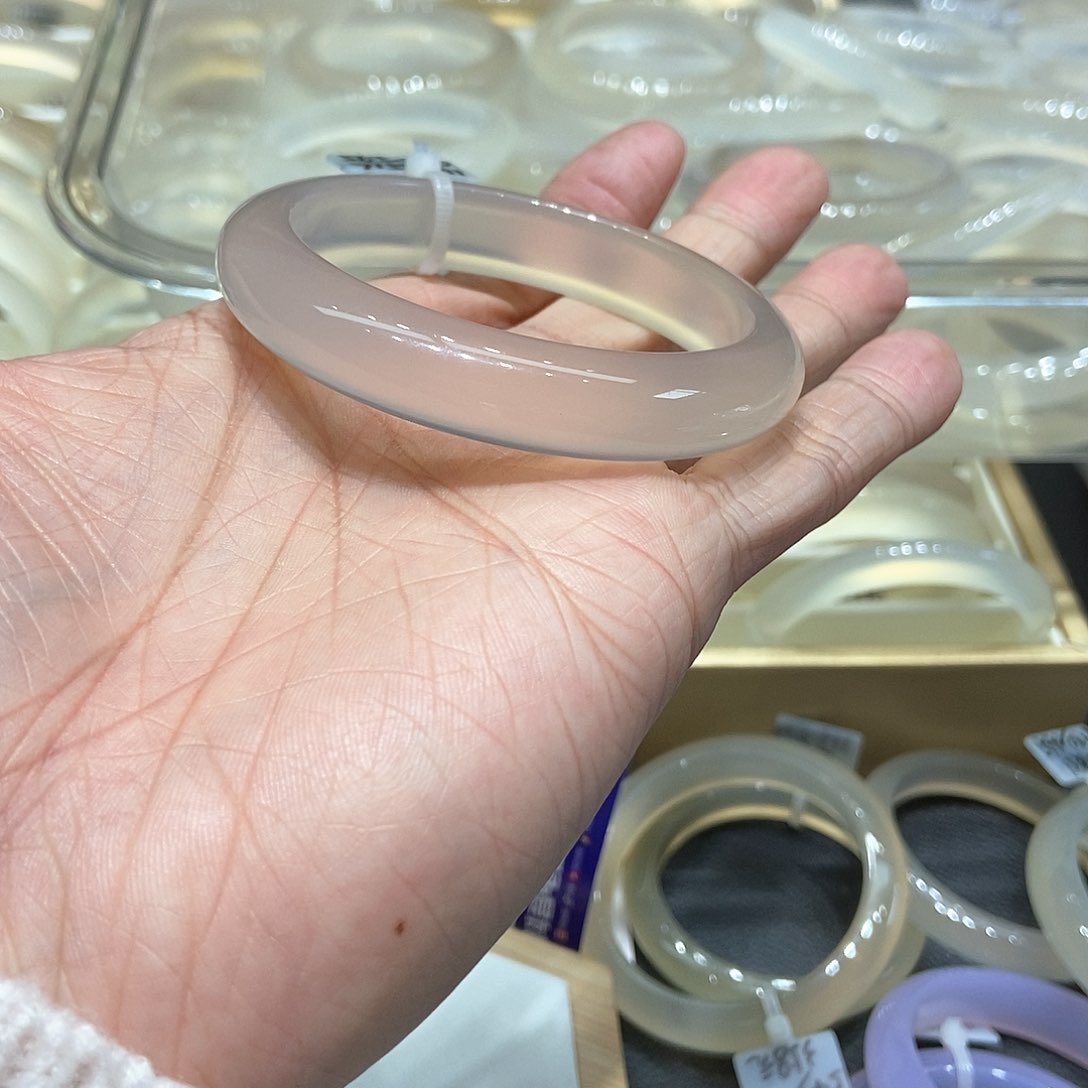 玛瑙/玉髓手镯未镶嵌012