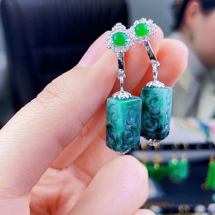 翡翠耳饰未镶嵌饰品