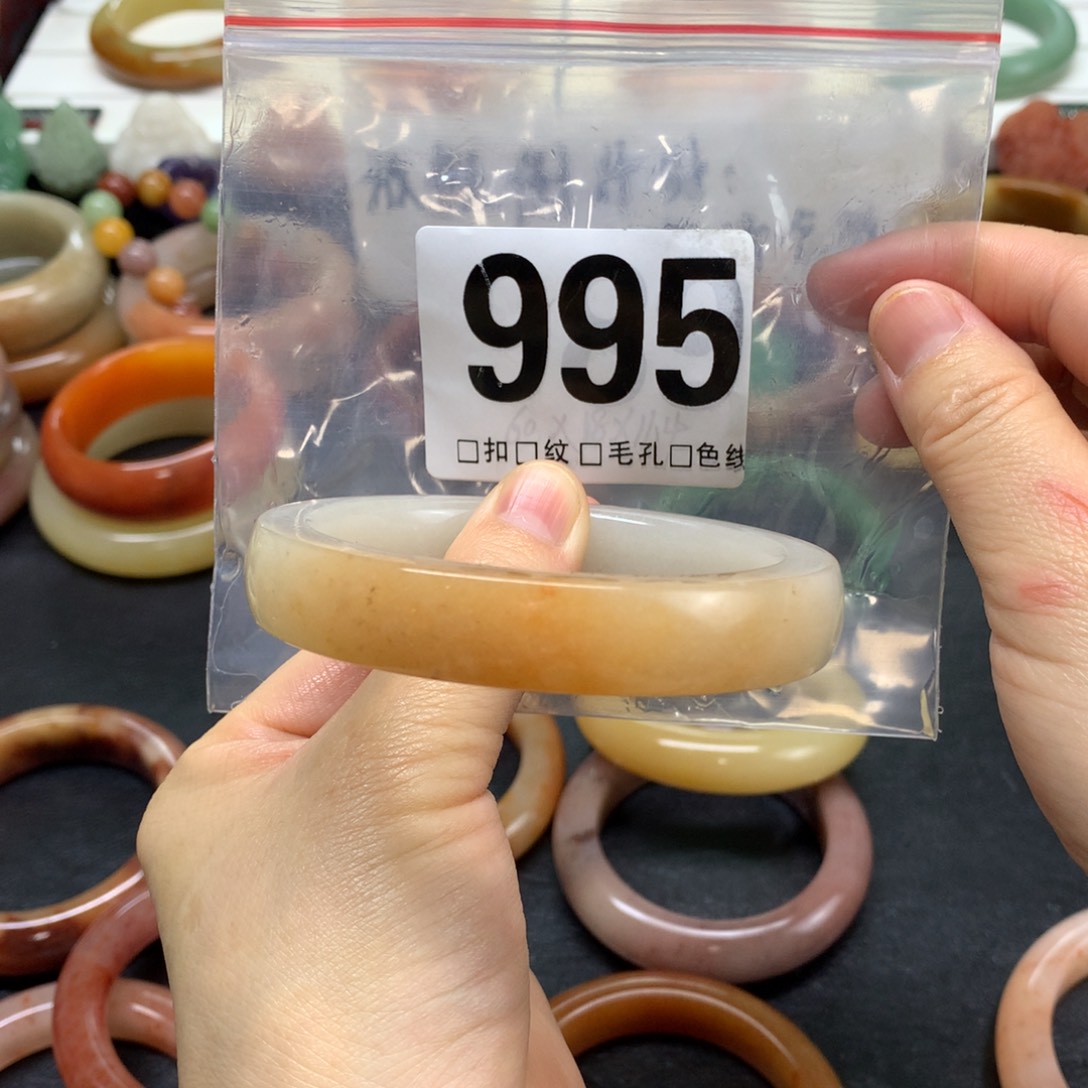 石英质玉手镯未镶嵌?*?