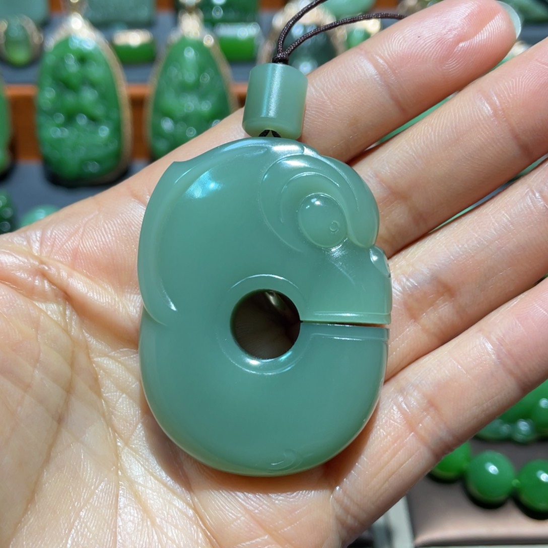 和田玉颈饰未镶嵌點*8