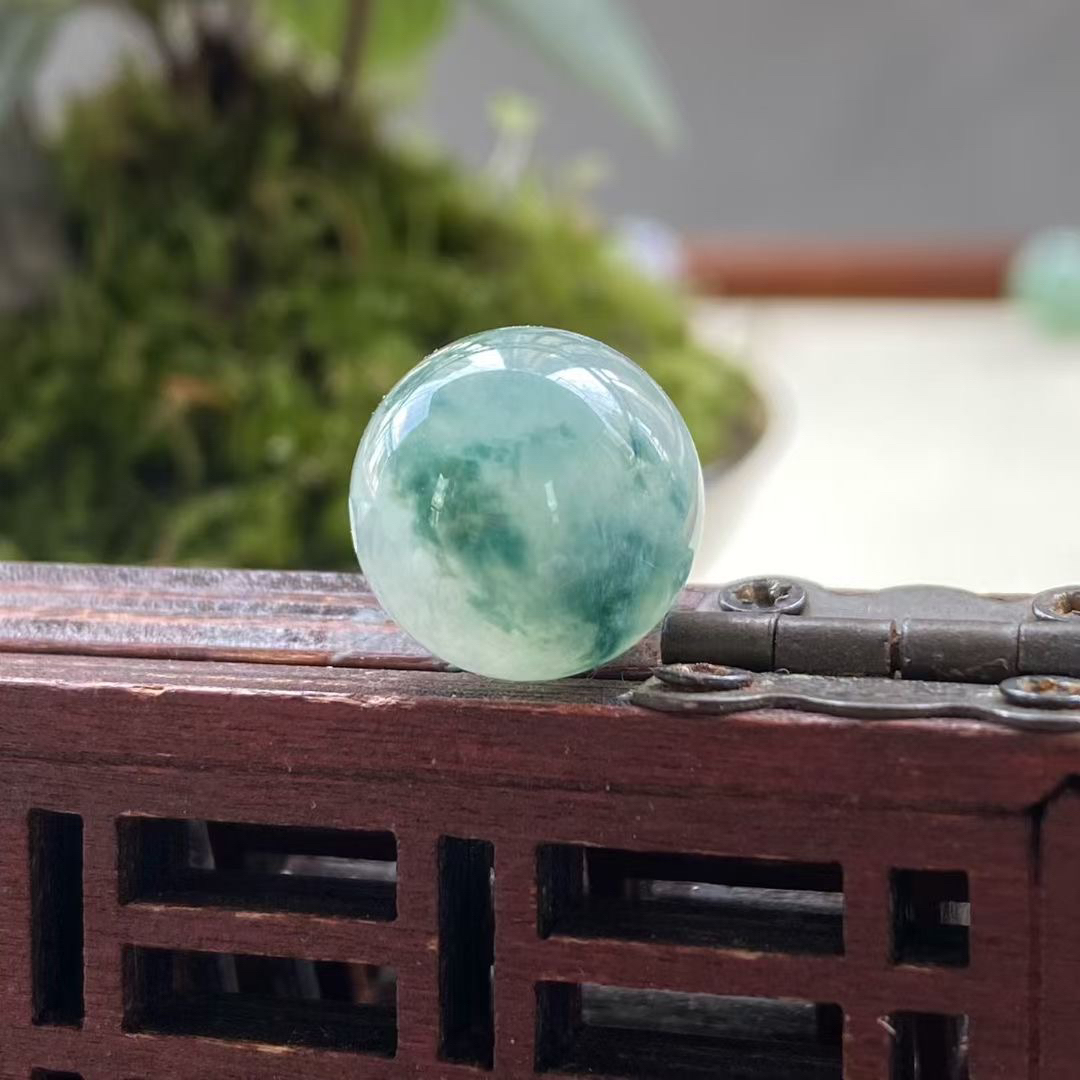 卡12.2冰飘蓝花圆珠C1220冰起光 种老 种水好 冰润 微透孔 底子细