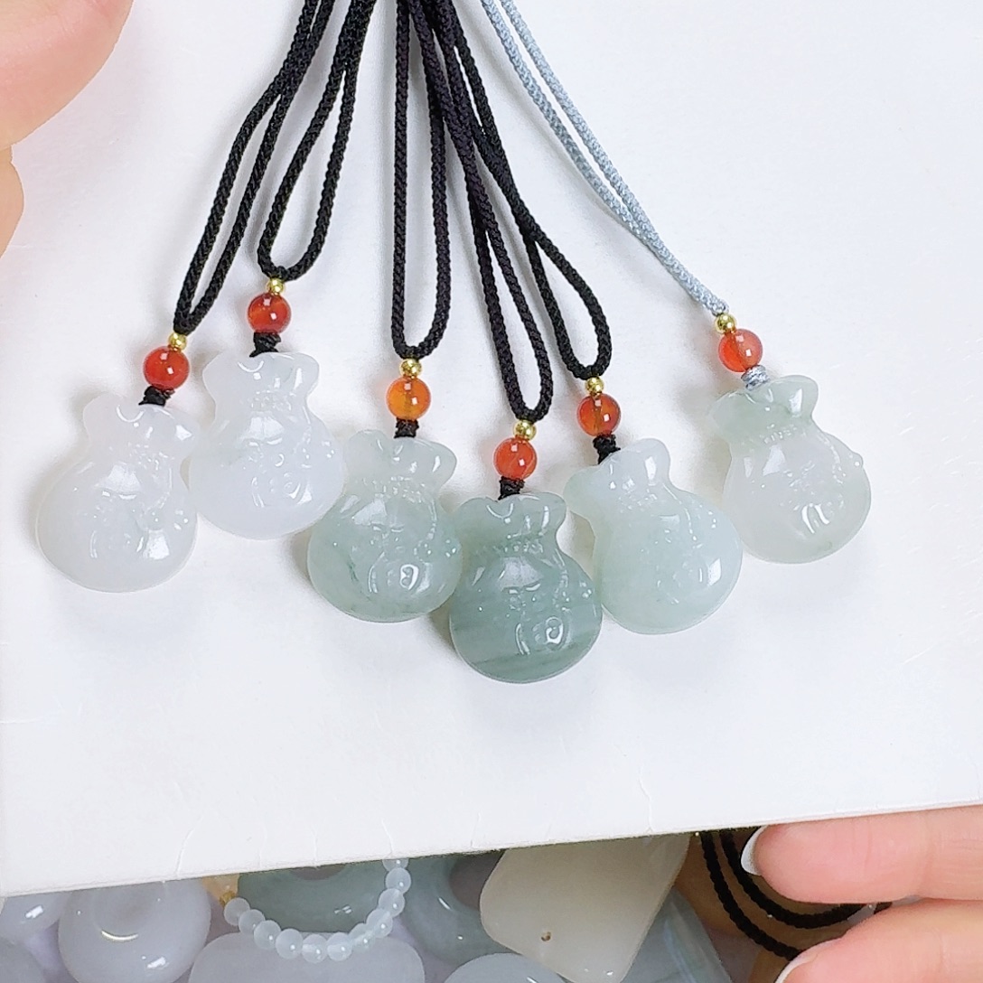 石英质玉未镶嵌颈饰福袋子多样性发其一