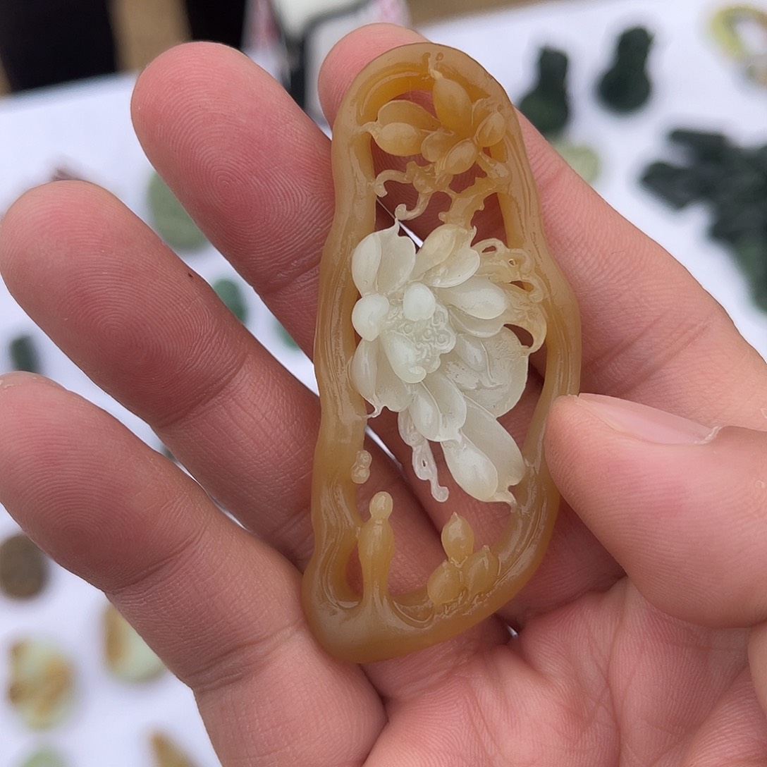 和田玉（青玉）未镶嵌挂件