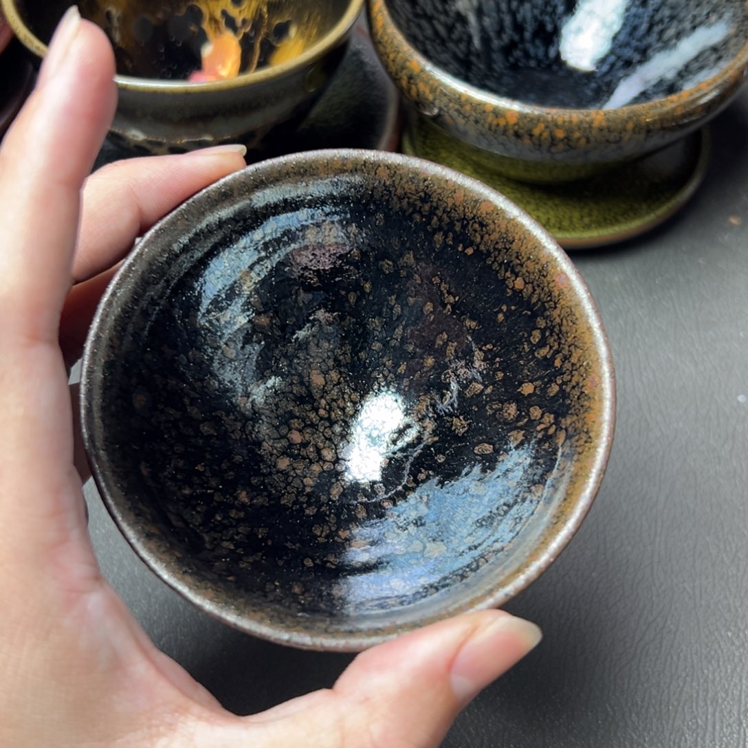 茶盏好好我等了两分钟就来电话