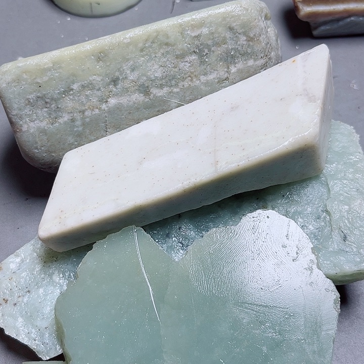 和田玉珠宝奇石未镶嵌