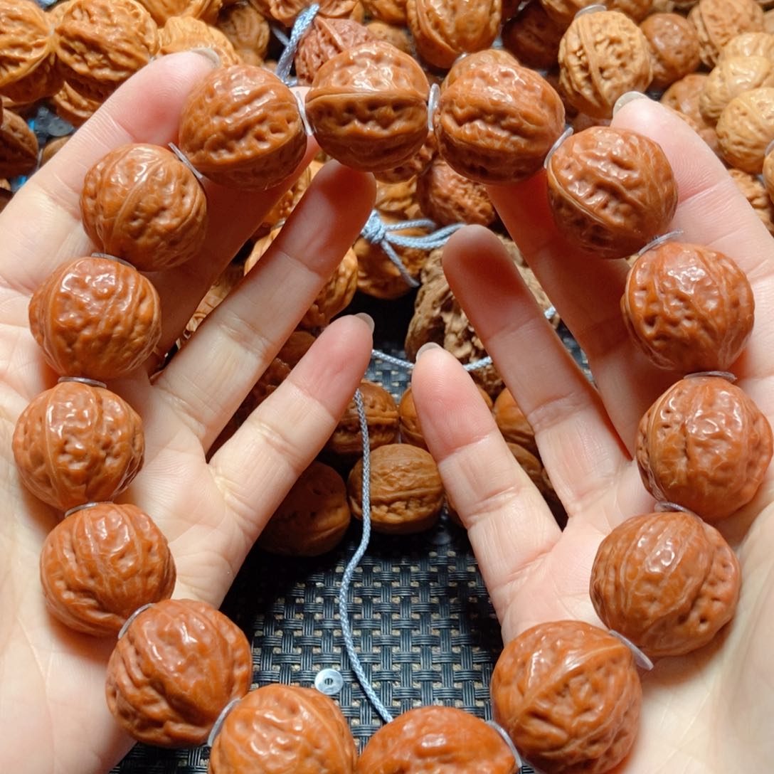 文玩核桃手串灯笼