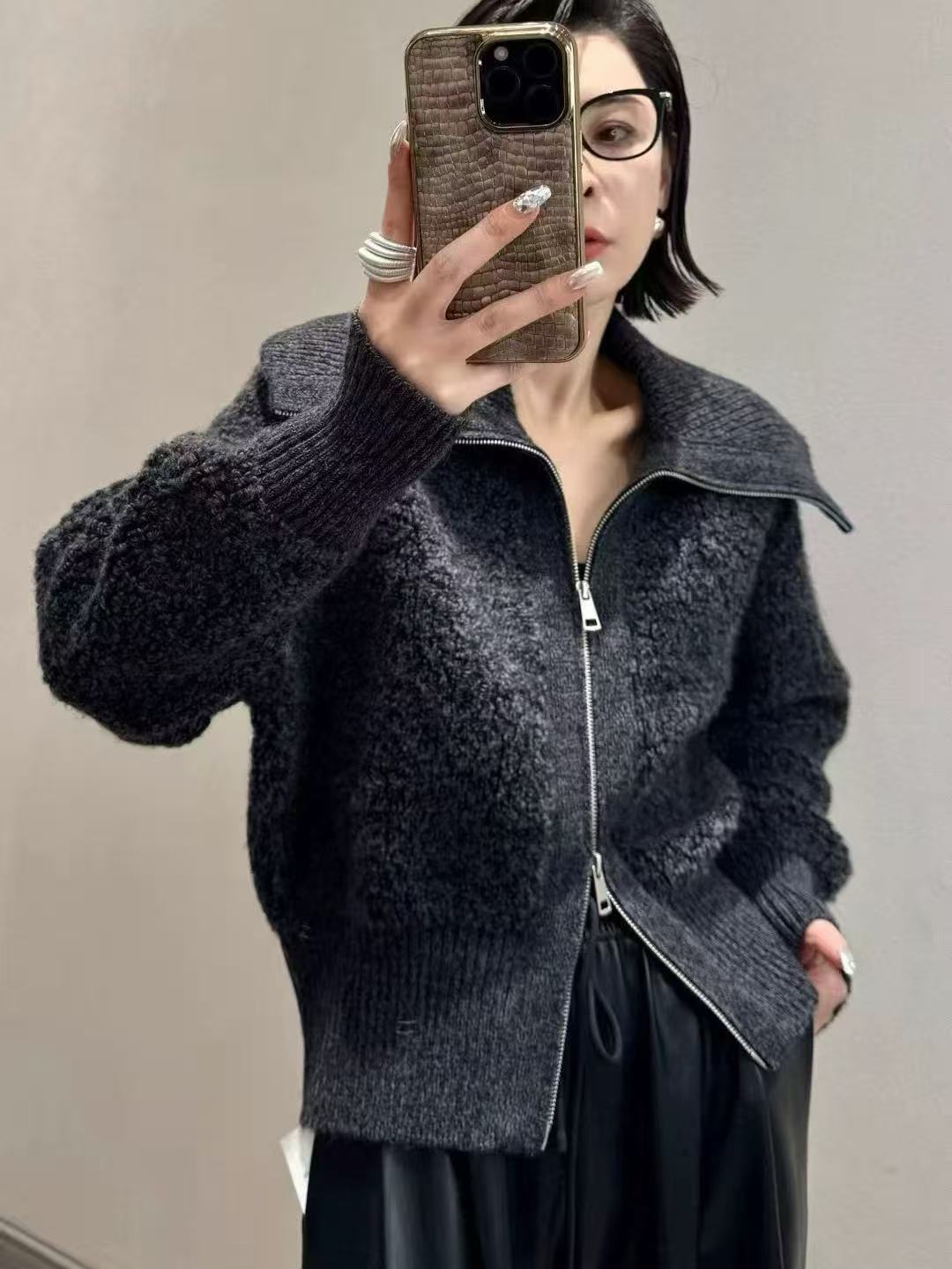 韩系氛围感圈圈纱羊羔绒翻领拉链针织开衫女秋冬巨好看休闲宽松厚
