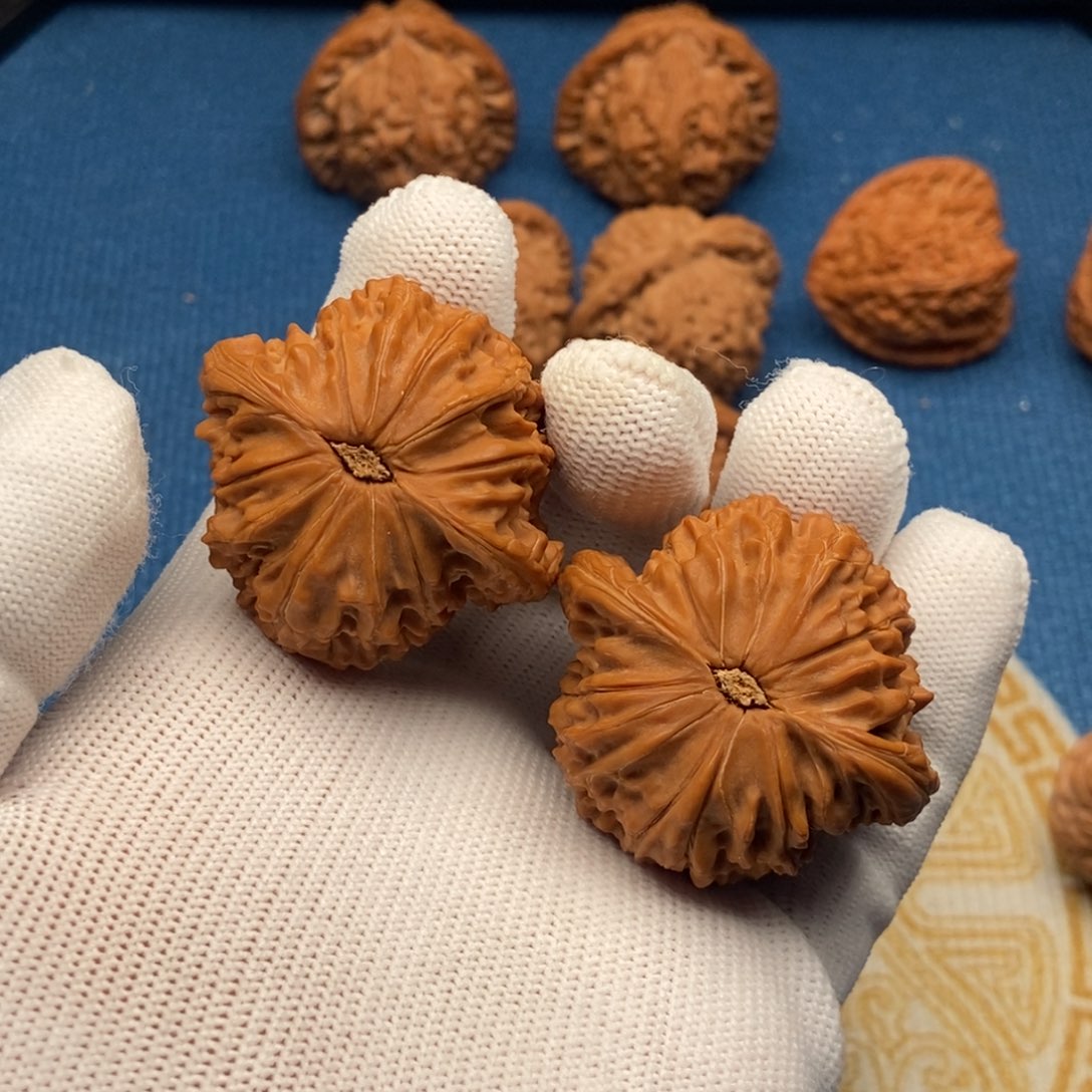 晨***名文玩核桃吊坠42全品山地磨盘