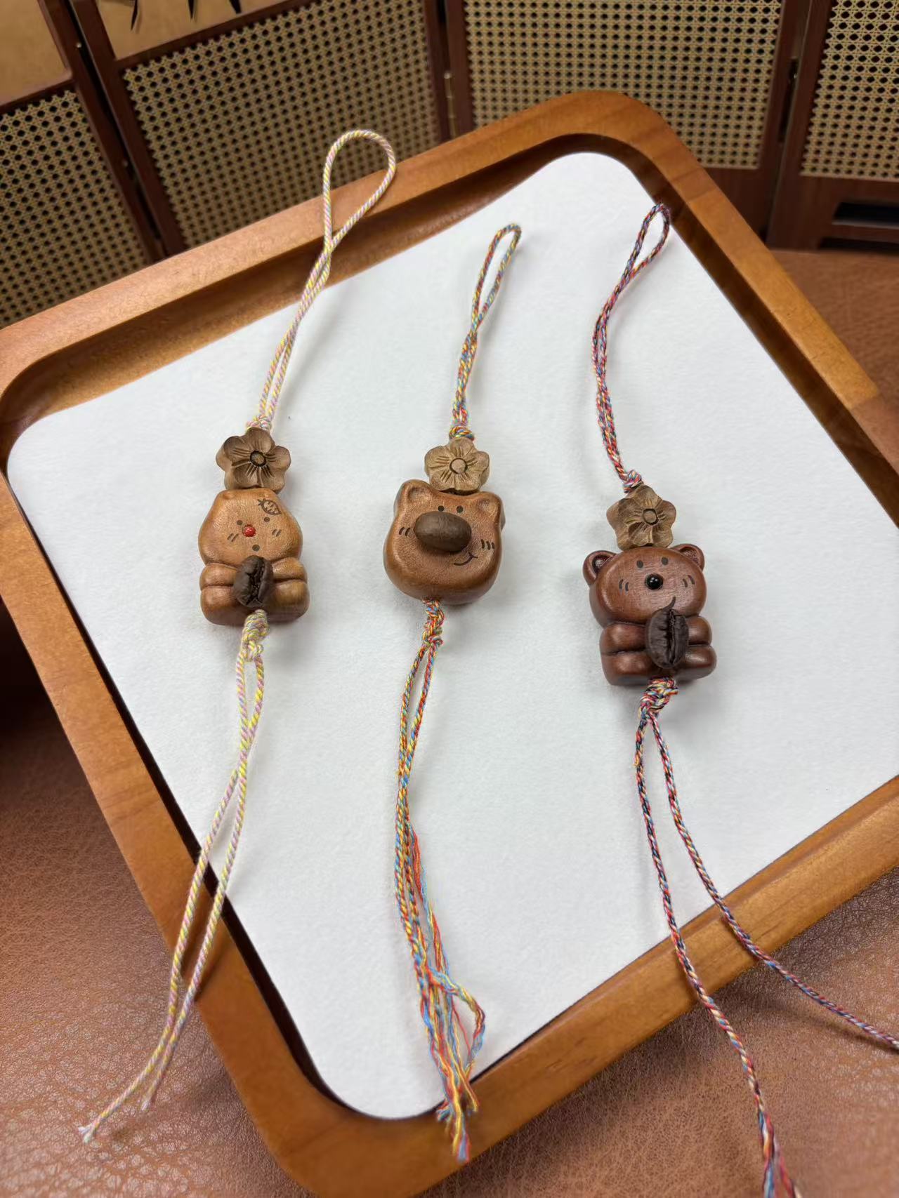 【古桃坊】咖啡小熊 手机挂链 桃木辟•挡•驱•护 