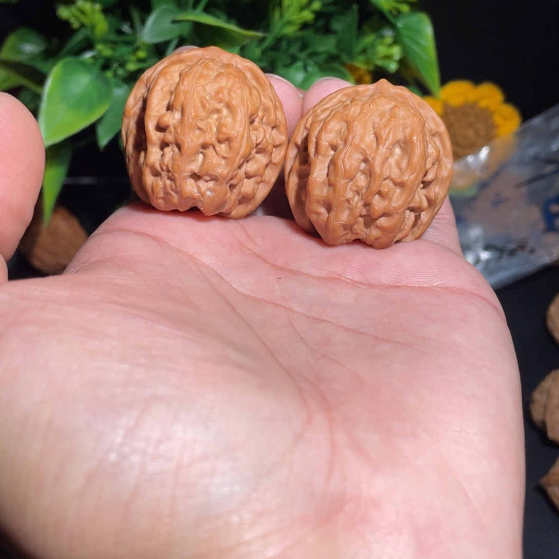 小****文玩核桃吊坠36➕磐石