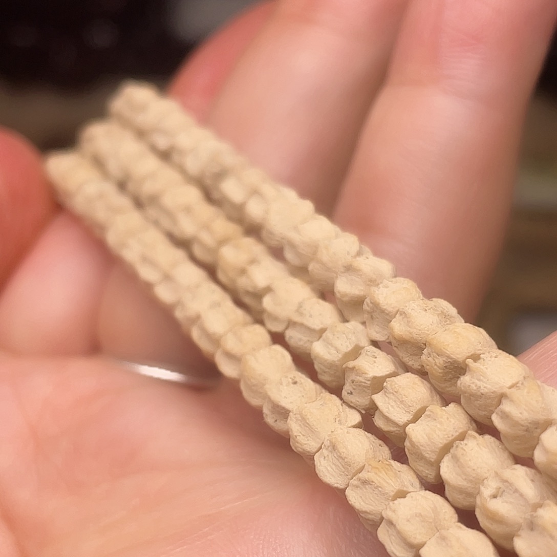 柏香籽/百香籽吊坠