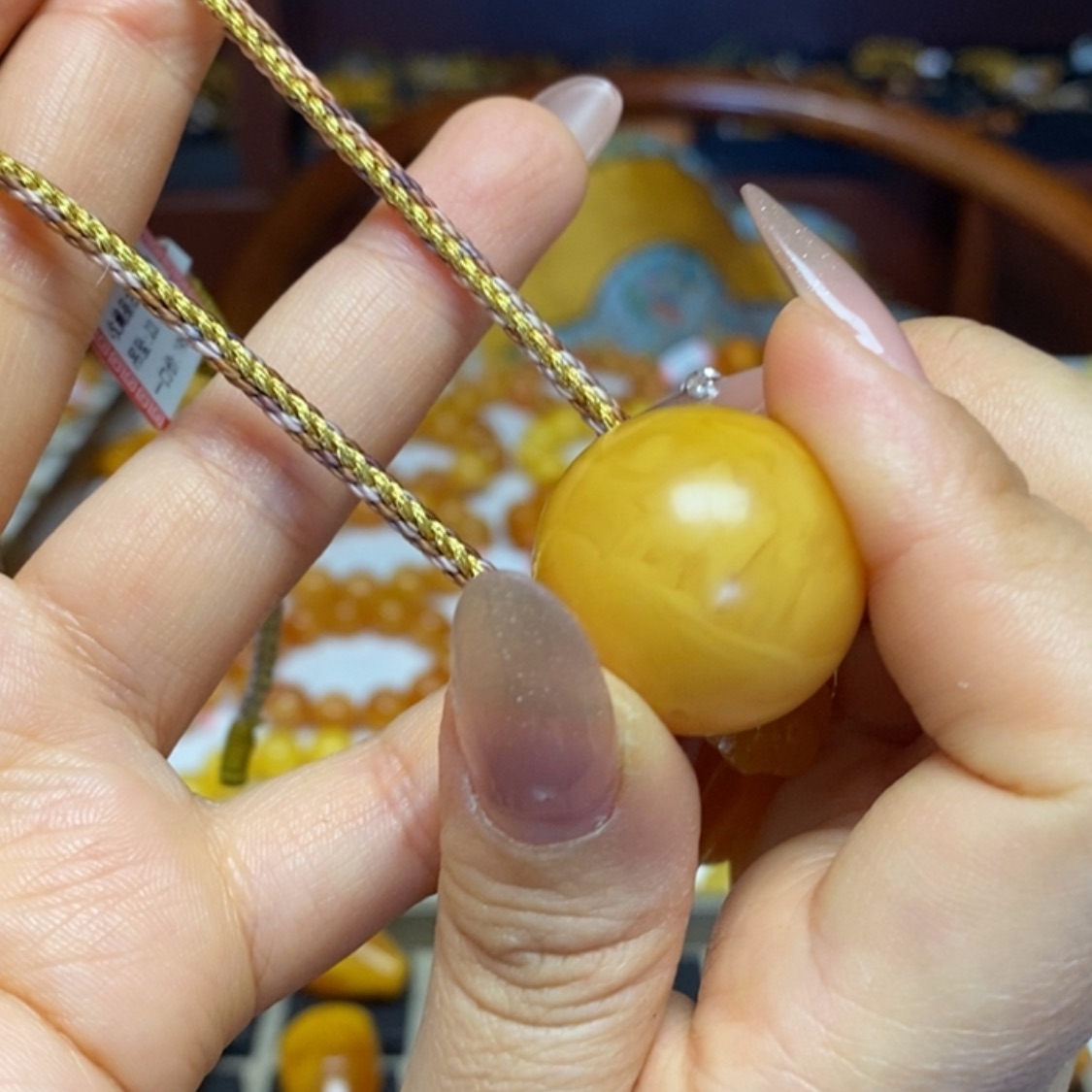 【闪购商品】蜜蜡吊坠(不含链)未镶嵌项链