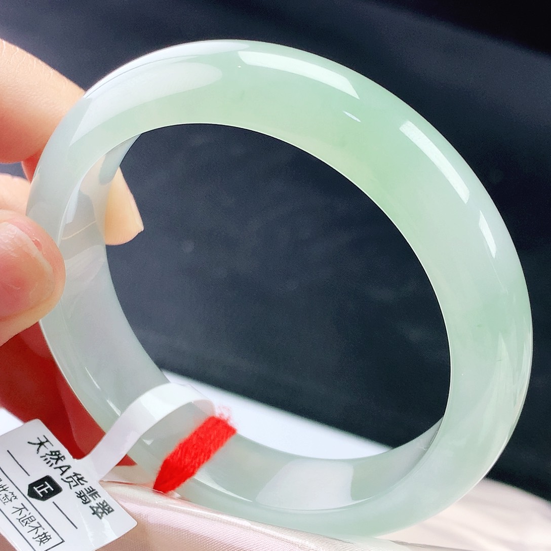 未镶嵌手镯翡翠57圈