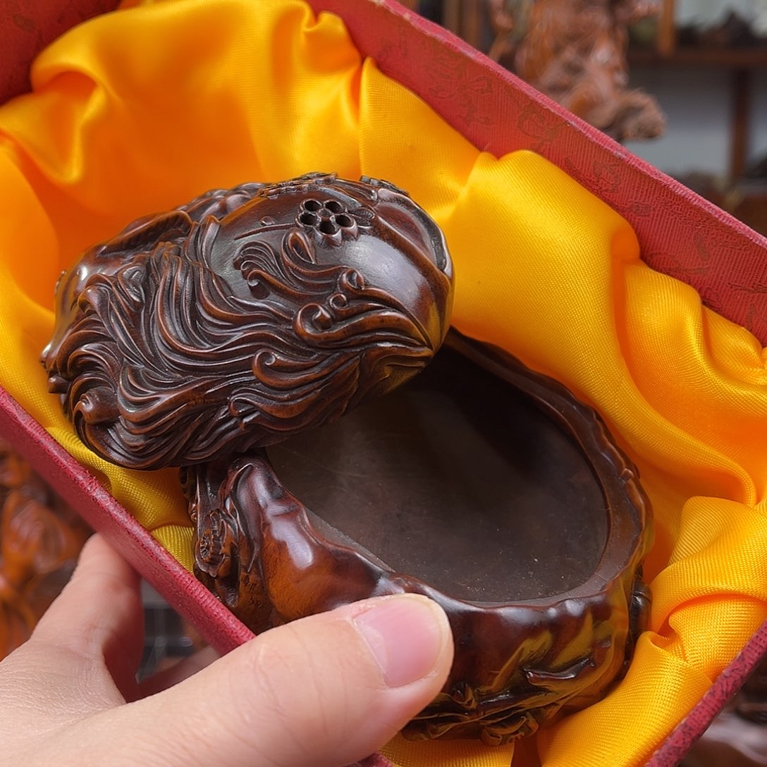 黄杨木黄杨木雕刻宽度11厘米