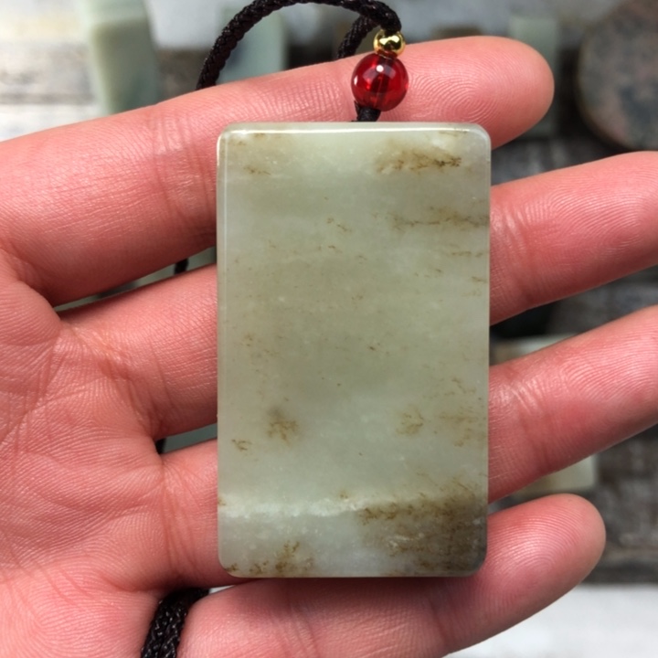 颈饰未镶嵌和田玉