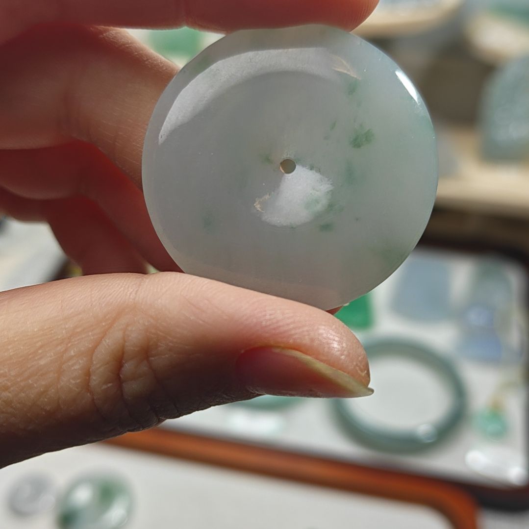 翡翠未镶嵌颈饰天然缅甸A货翡翠平安扣