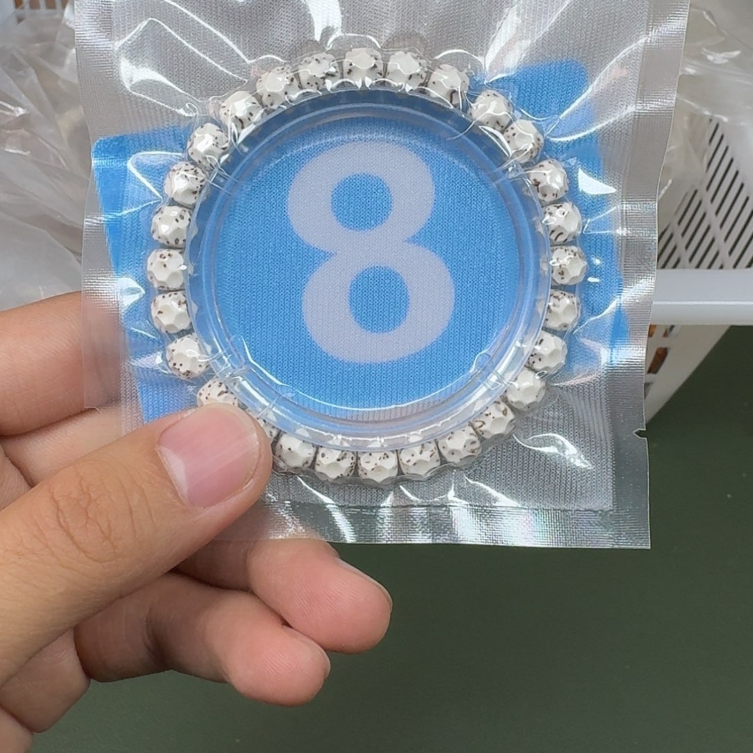 吊坠星月菩提87无相原白单圈。   8