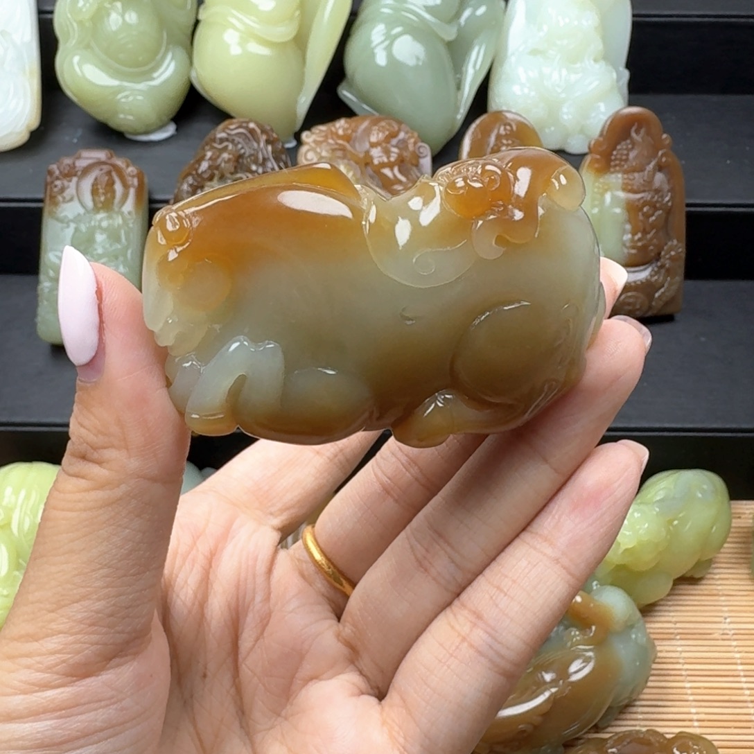 不***做和田玉未镶嵌把件