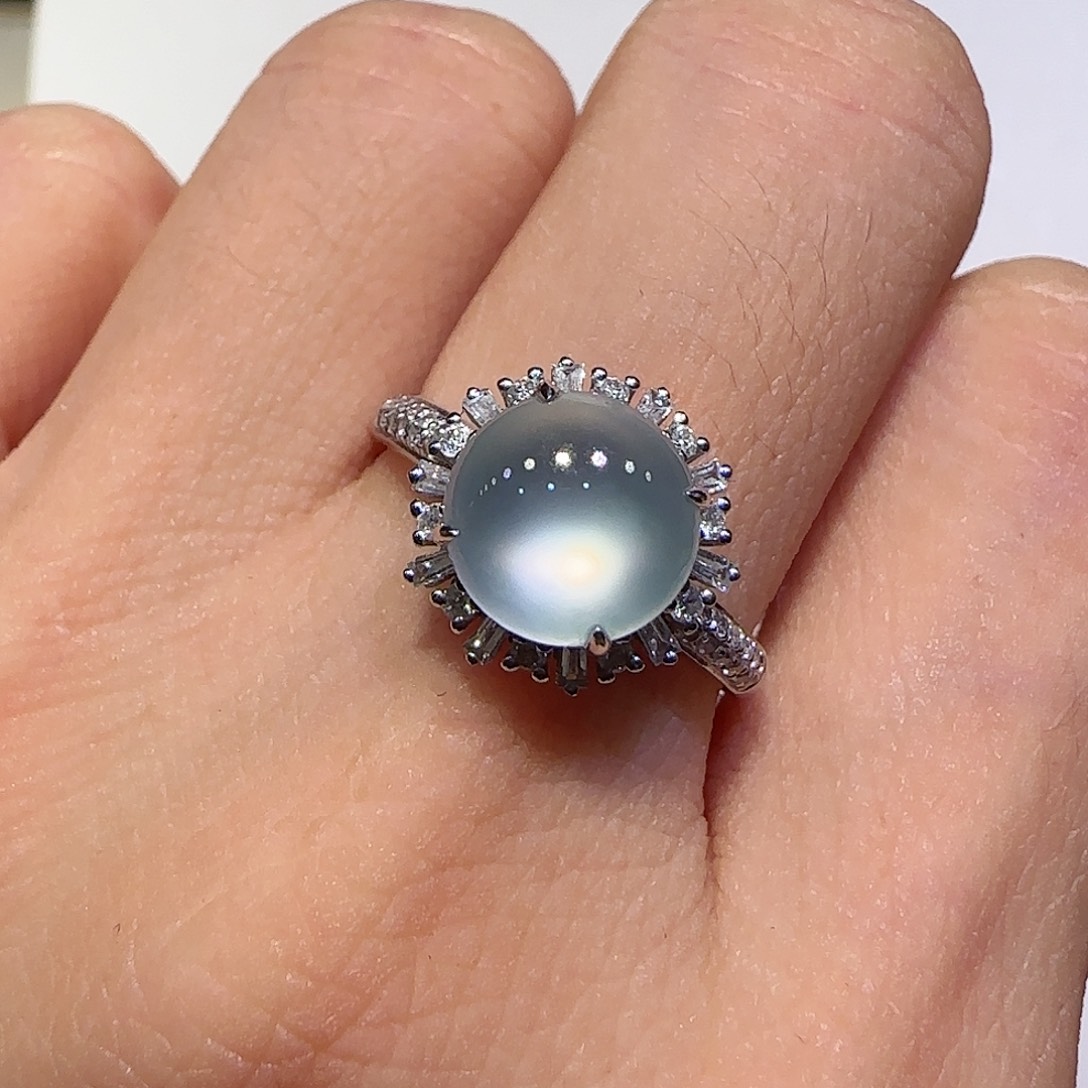 翡翠戒指18K金镶嵌戒指