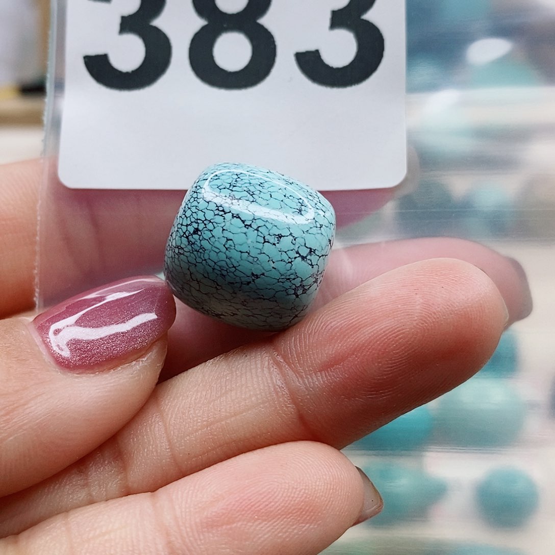 绿松石颈饰未镶嵌