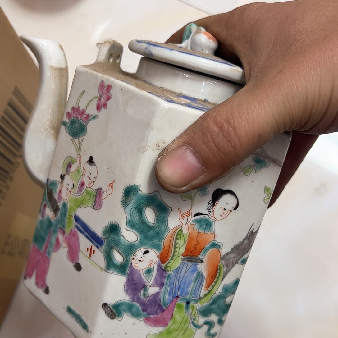 摆件瓷器摆件瓷器摆件