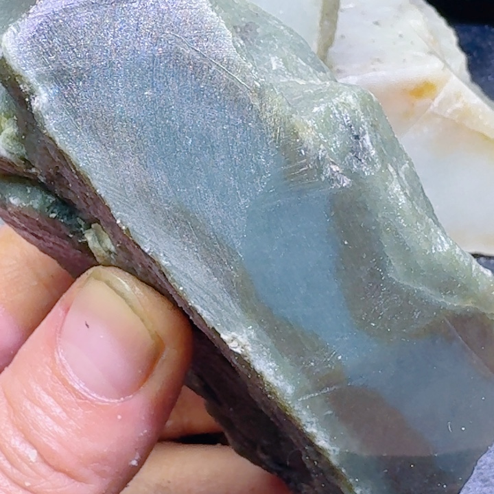 和田玉未镶嵌珠宝半成品