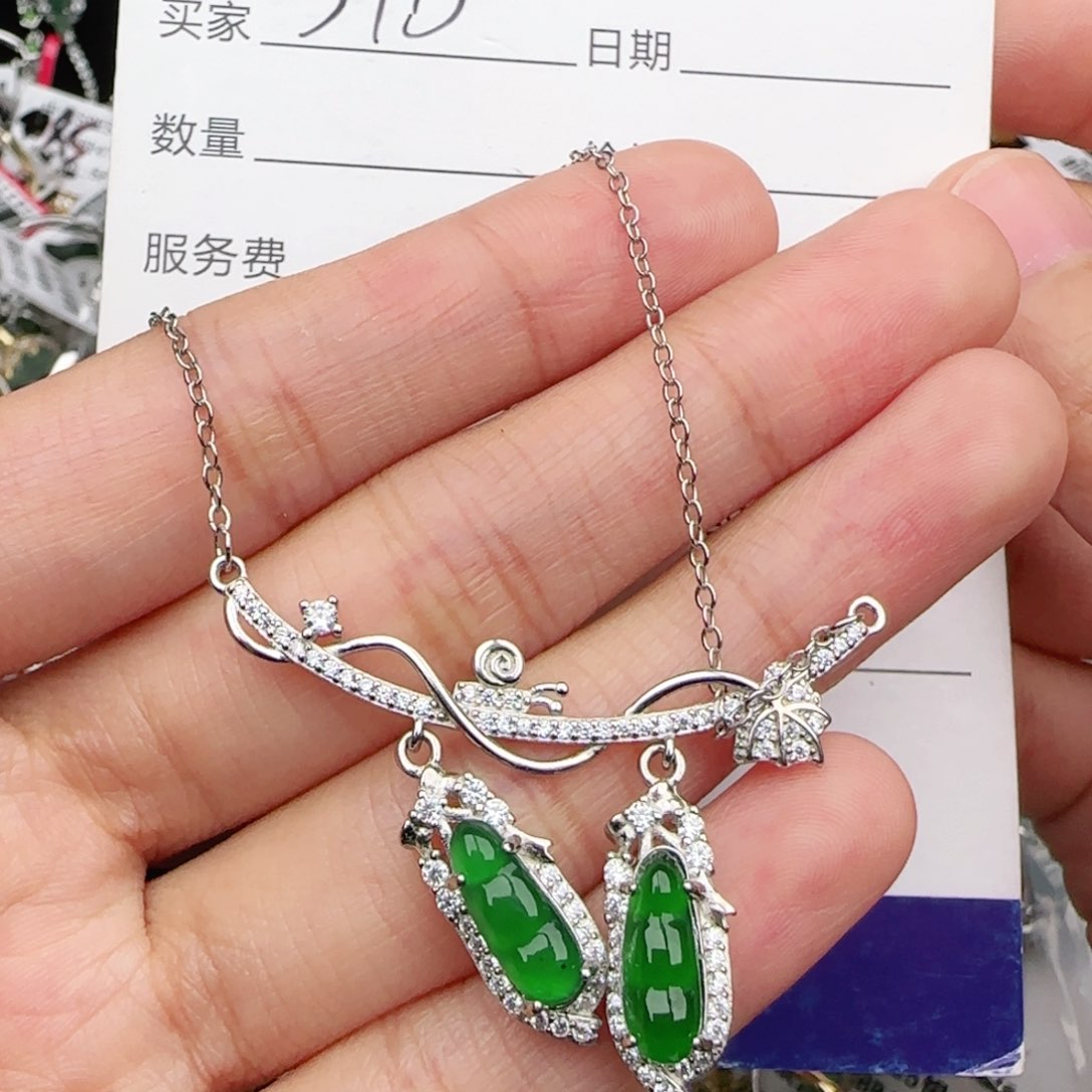 翡翠戒指银S925镶嵌戒指