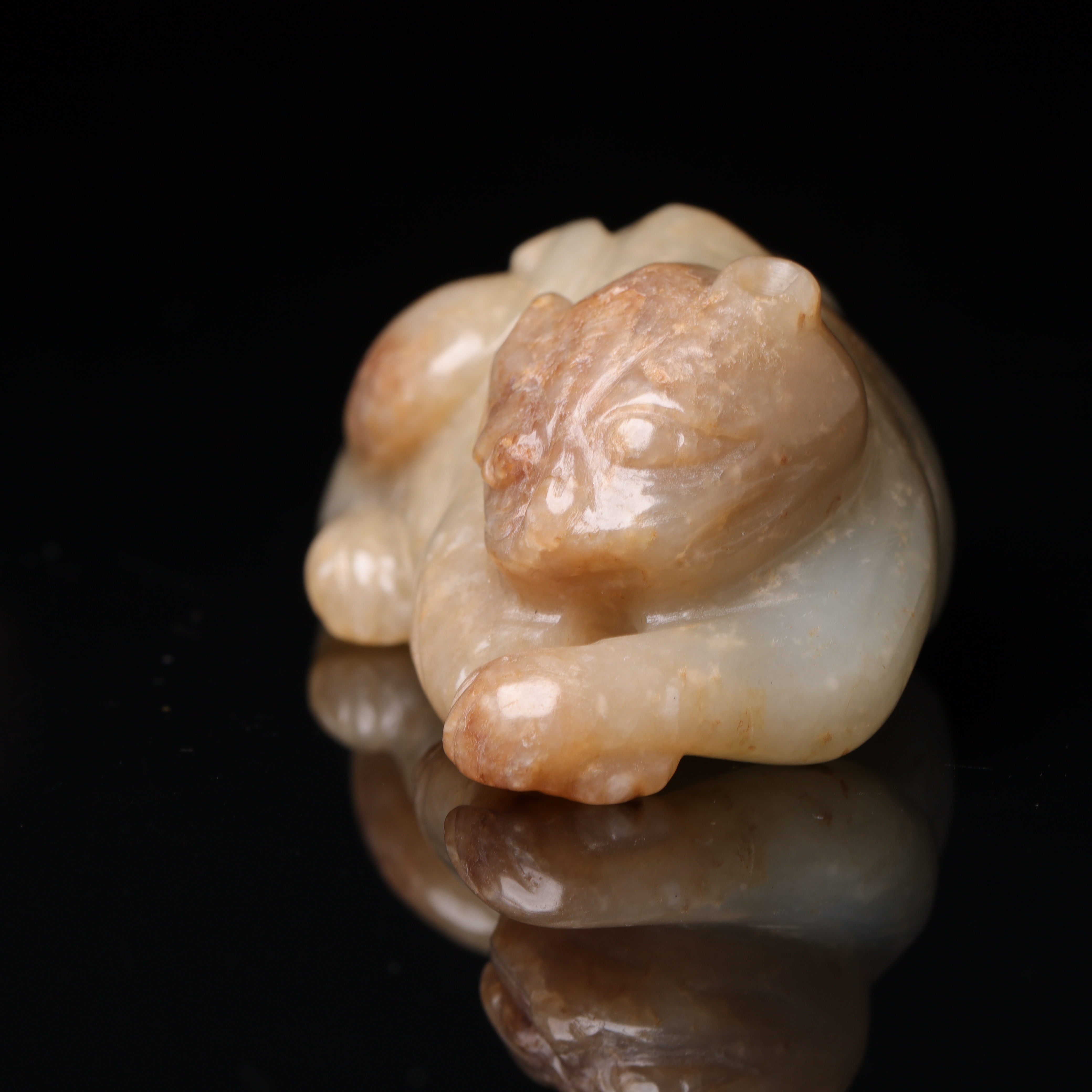 明代和田玉瑞兽把件-NX