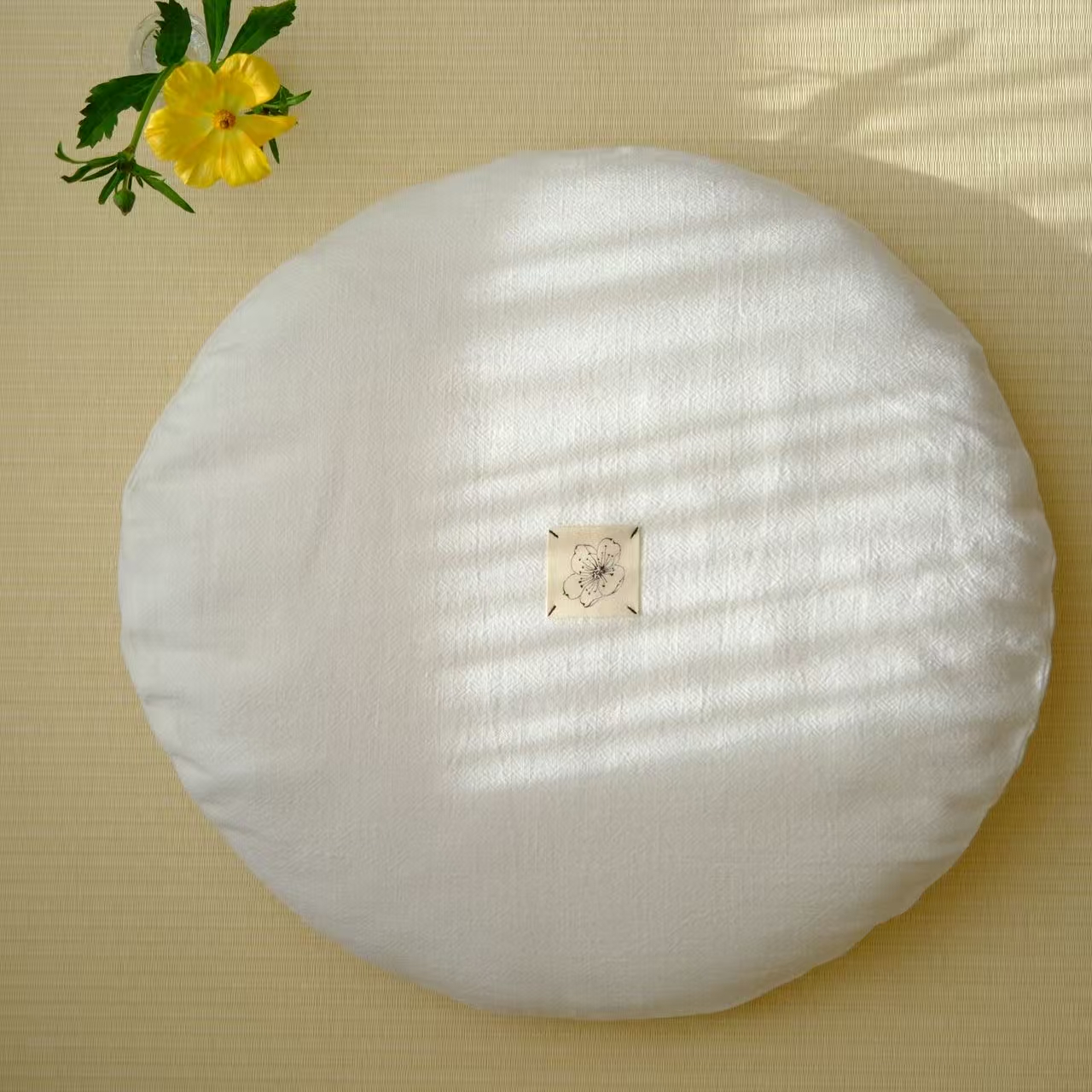 花间事定小黑小白圆坐垫直径42cm【面100%亚麻；内胆棉布+高弹海绵】