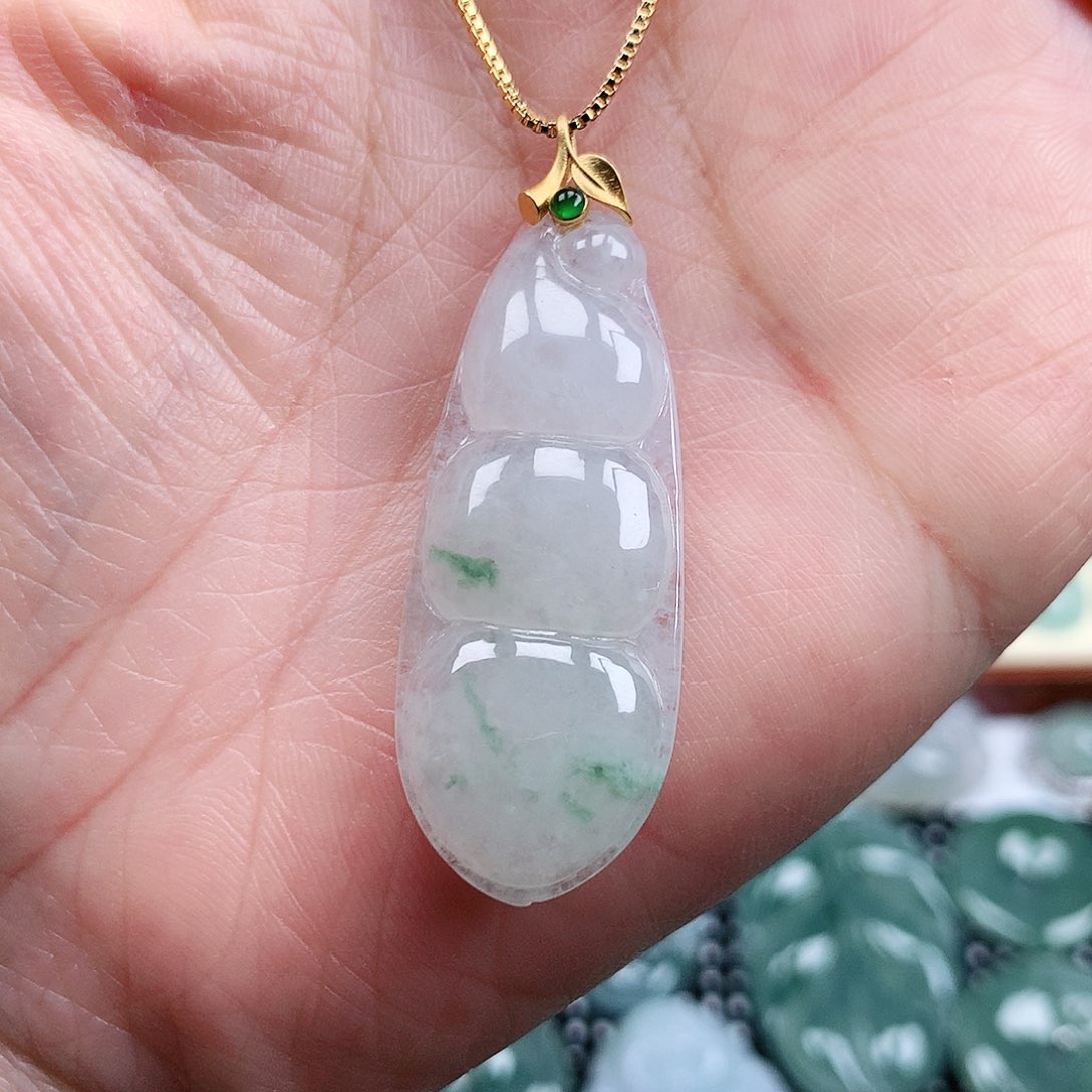 【闪购商品】翡翠吊坠(不含链)18K金镶嵌福豆