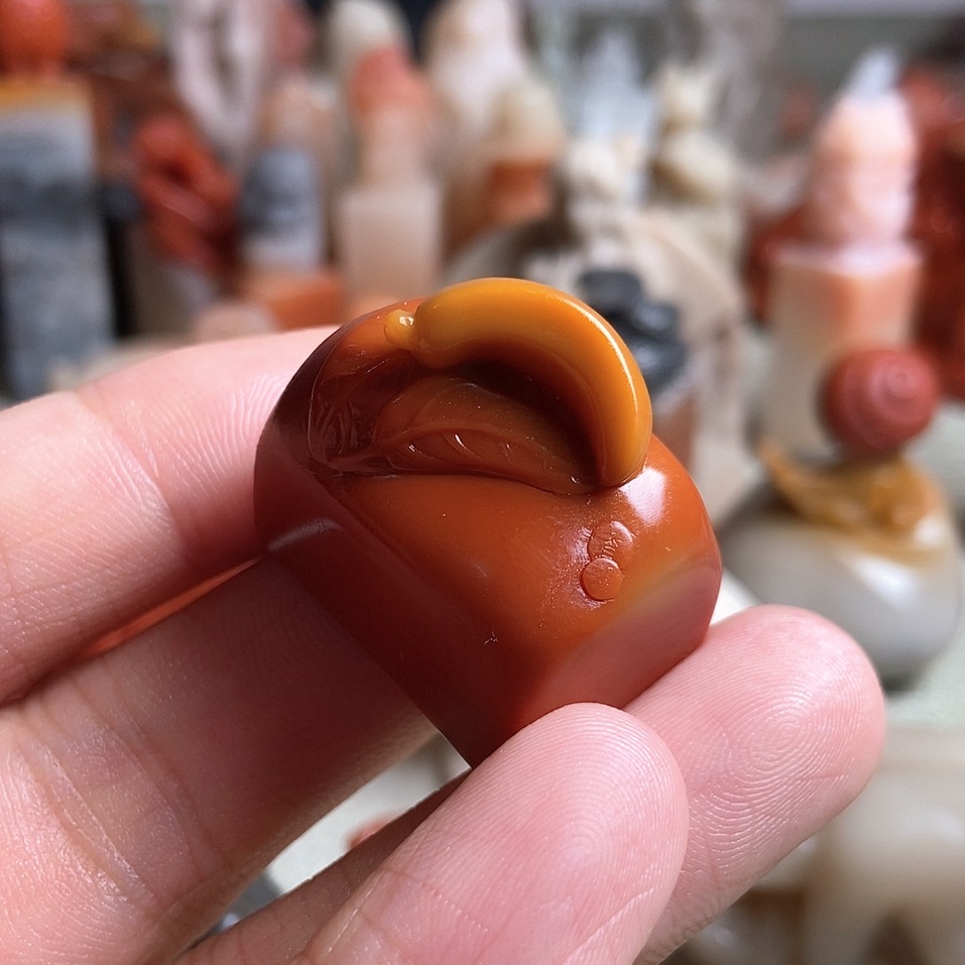 老挝石香蕉印章作品