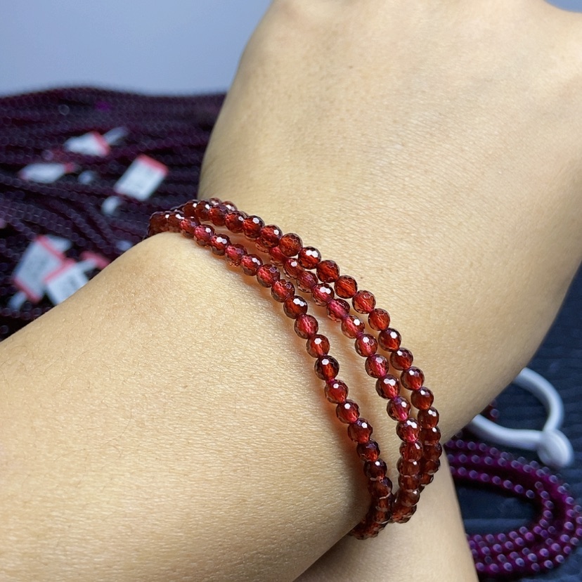 【闪购商品】石榴石手链未镶嵌4毫米