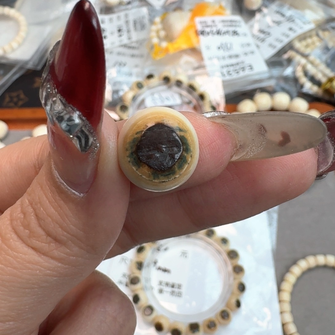 柏香籽/百香籽吊坠K****?猛犸