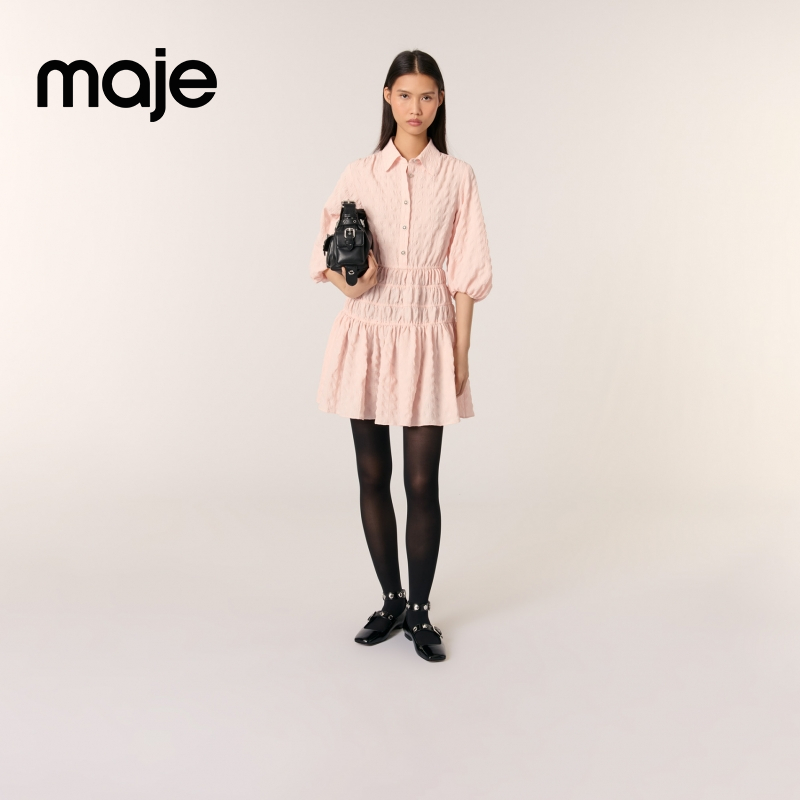Maje2025秋冬新款女装浅桃红色翻领短款收腰百褶连衣裙MFPRO03870
