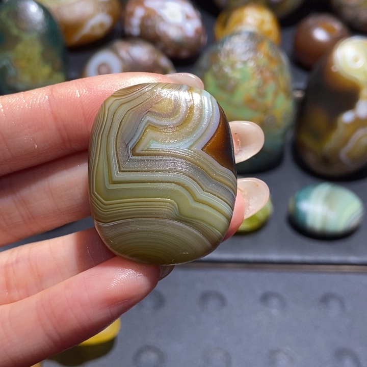 【闪购商品】未镶嵌玛瑙/玉髓珠宝奇石h