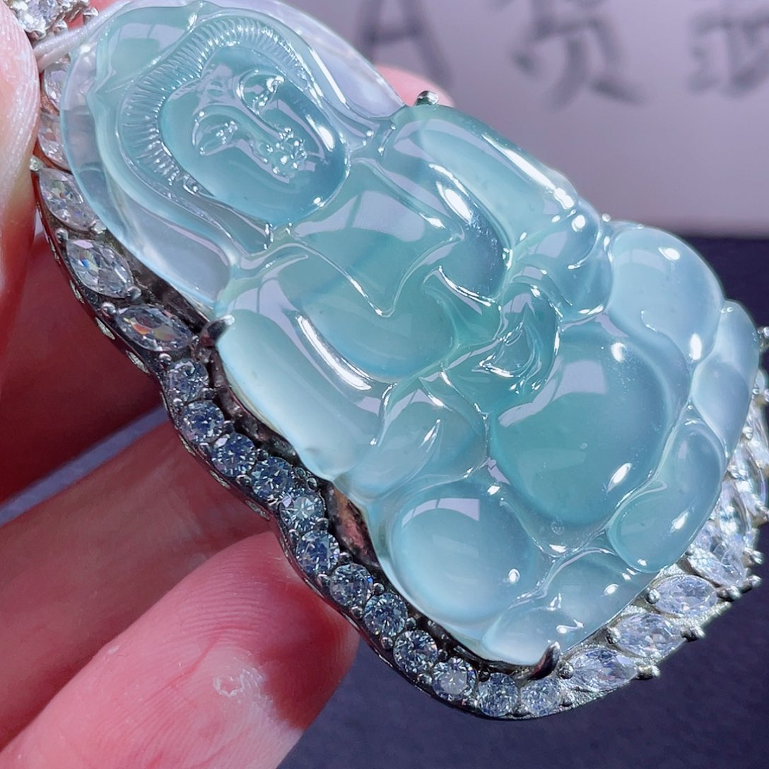 翡翠颈饰银S925镶嵌88888888