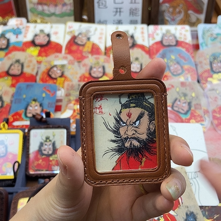 吊坠牛皮项链八方来财奎爷