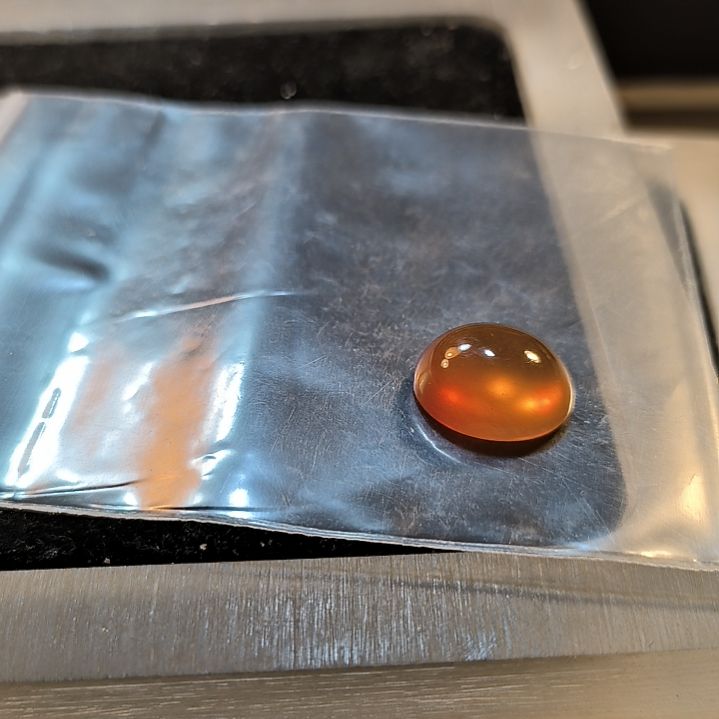 用***8石英岩玉未镶嵌戒面