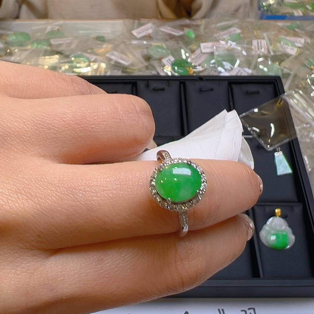 翡翠颈饰银S925镶嵌翡翠