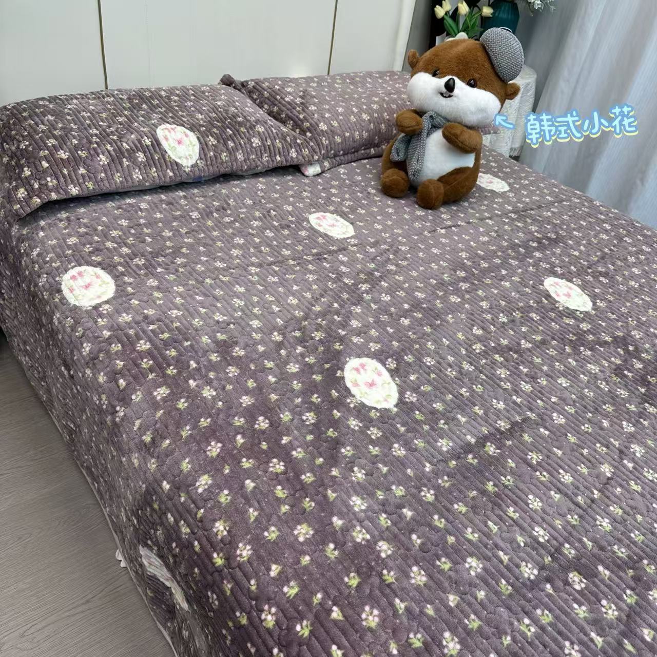 韩式小花-高克重牛奶绒三件套床盖230*250枕套48*74亲肤舒适