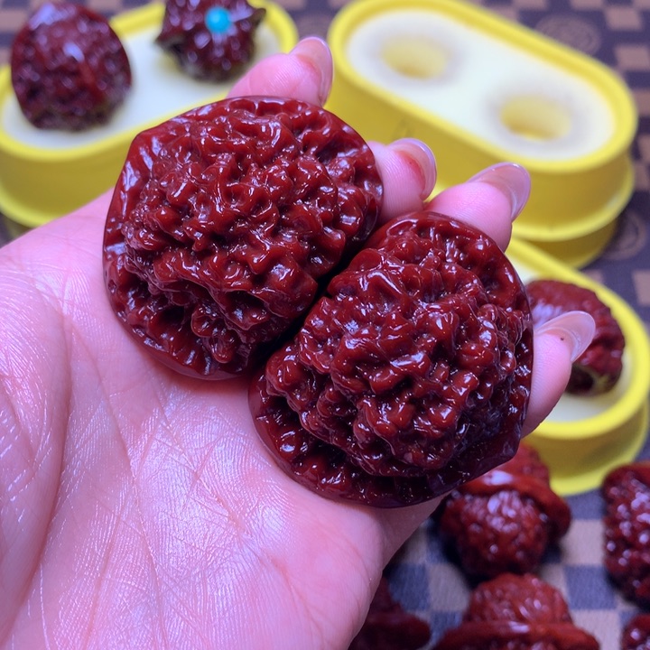 文玩核桃把件鉐*金官帽47