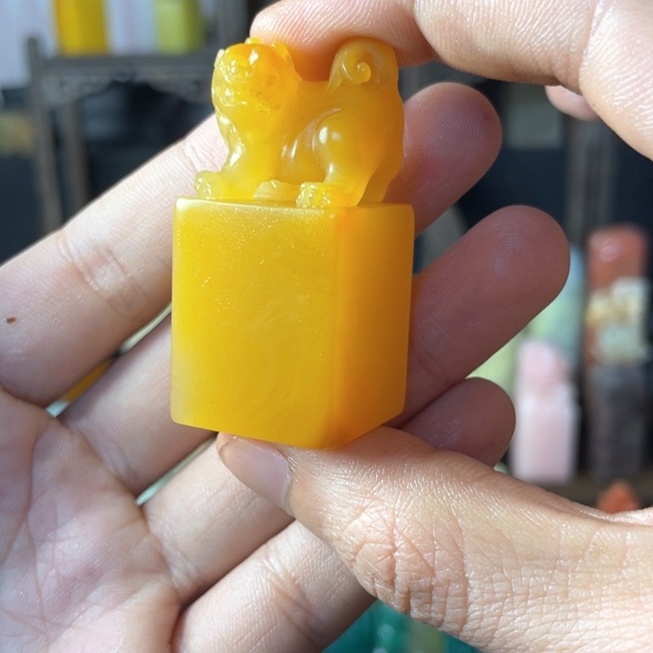 青田石印石刚**空老挝北部田黄