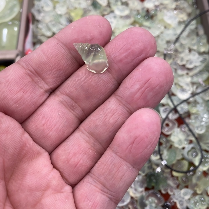 蛇纹石玉合金颈饰