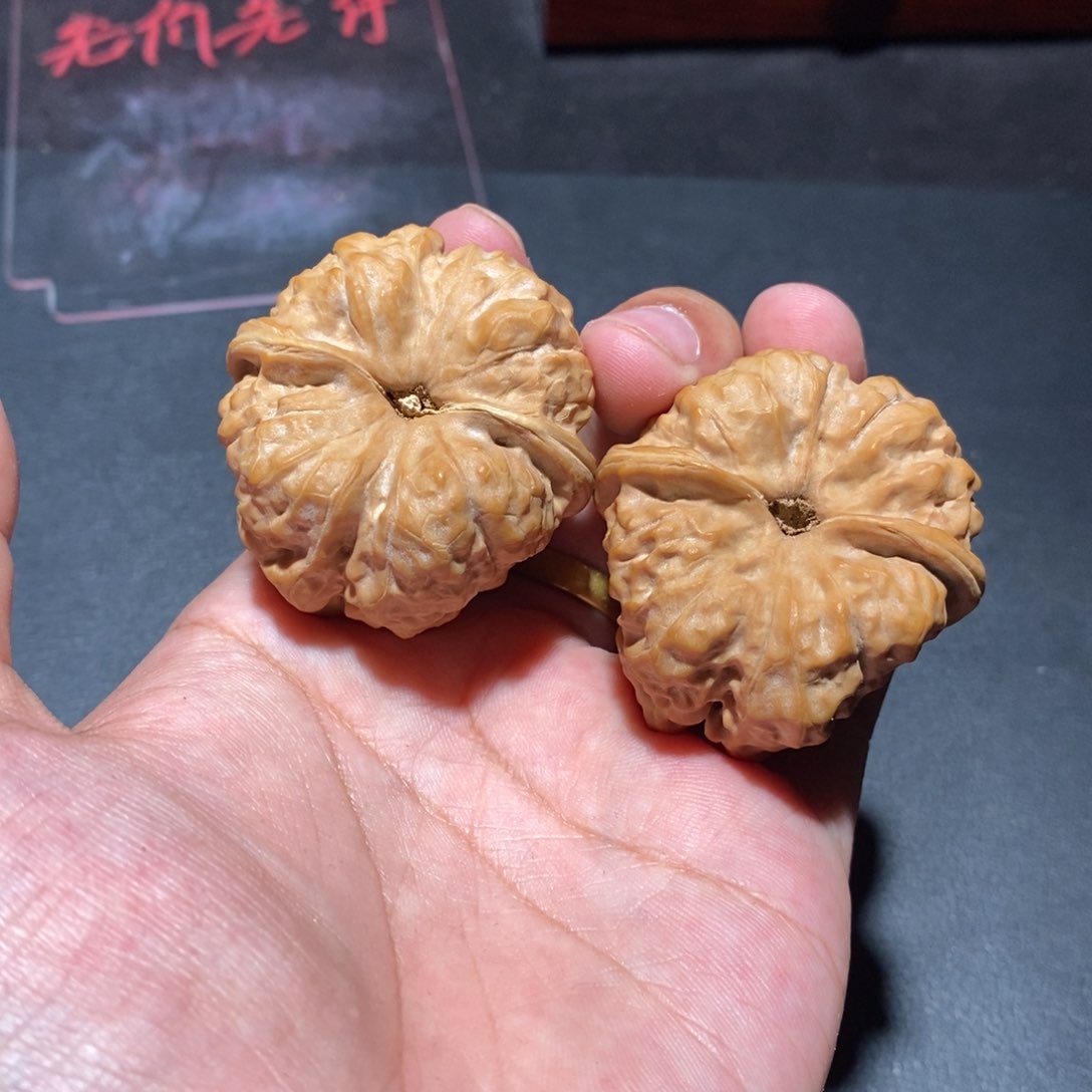 把件文玩核桃邱****）750000000000