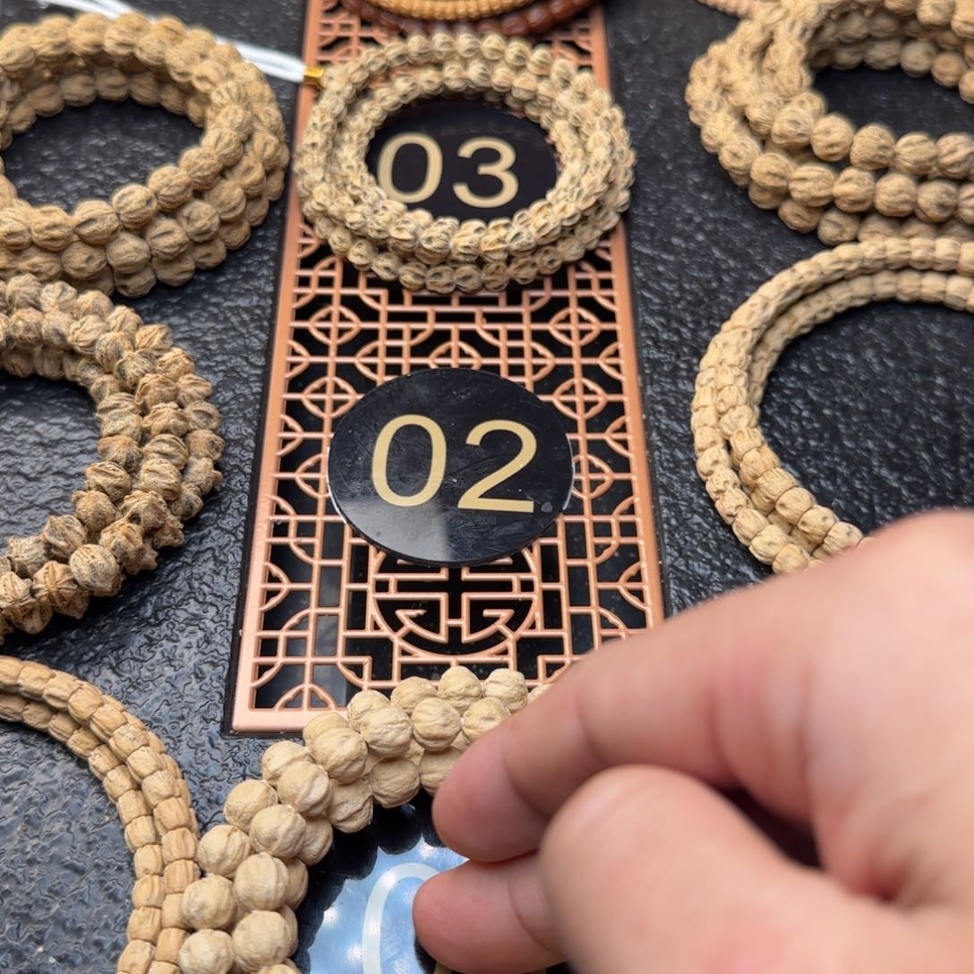 柏香籽/百香籽吊坠幺*肆