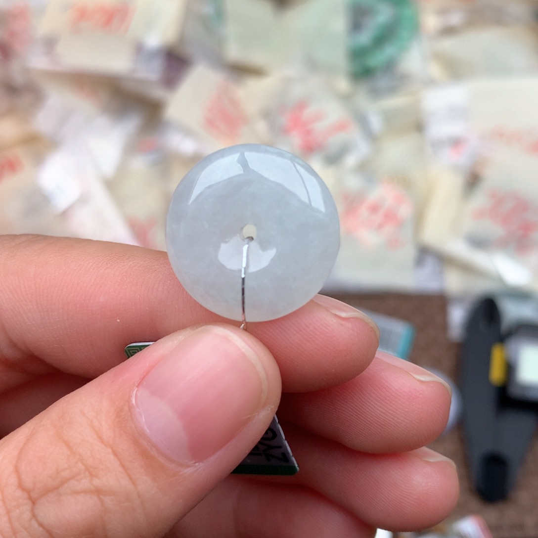 【闪购商品】未镶嵌挂件翡翠一