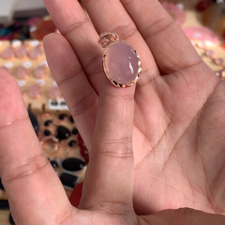 玛瑙/玉髓合金吊坠带链子