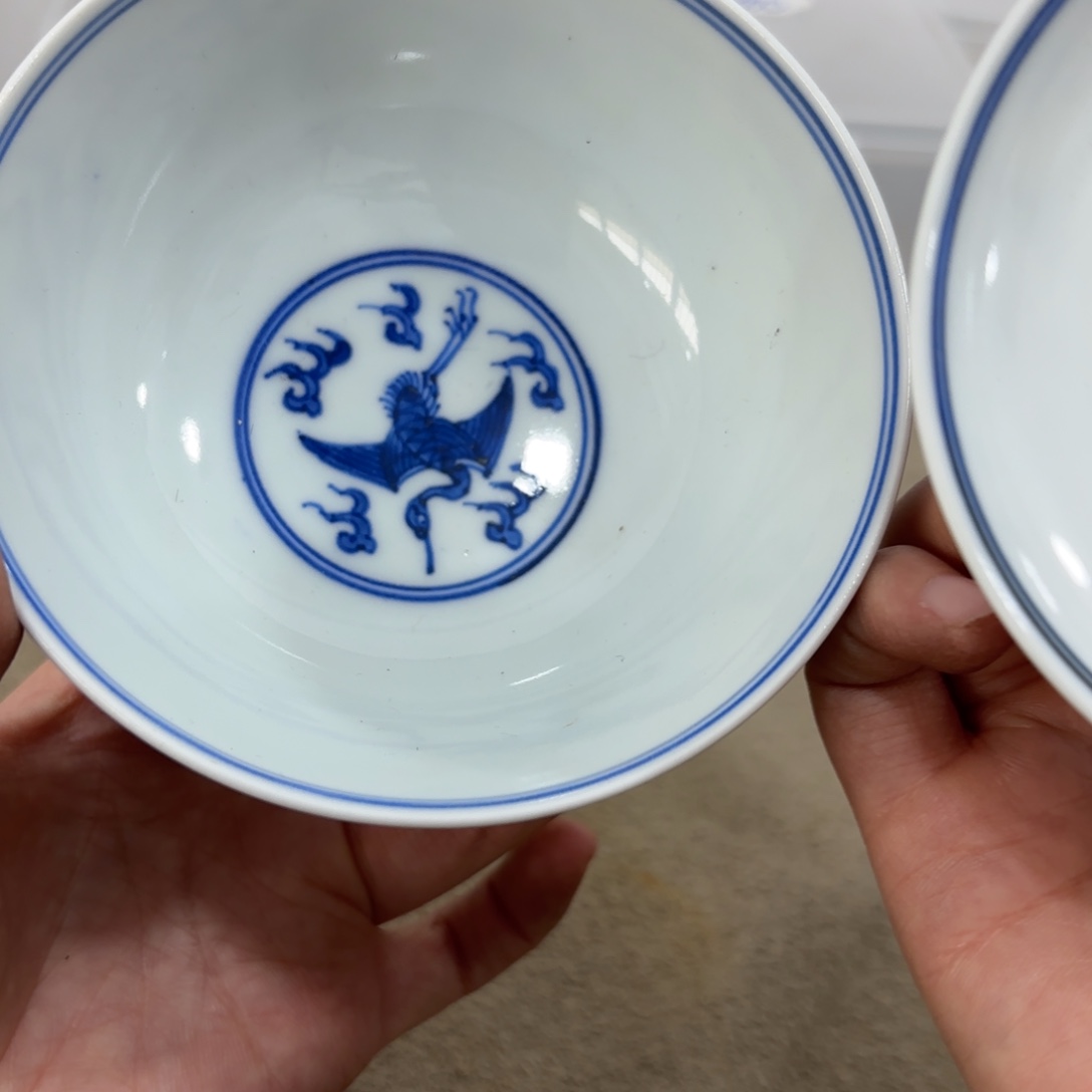 瓷片非常好看漂亮的物品 