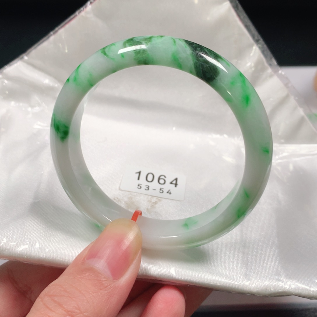 翡翠手镯未镶嵌编号1064